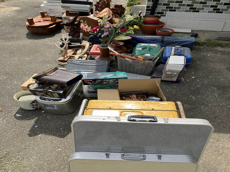東松島市のお客様より、遺品整理品の不用品買取を致しました。